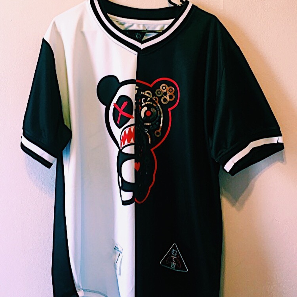 Black & White jersey tee